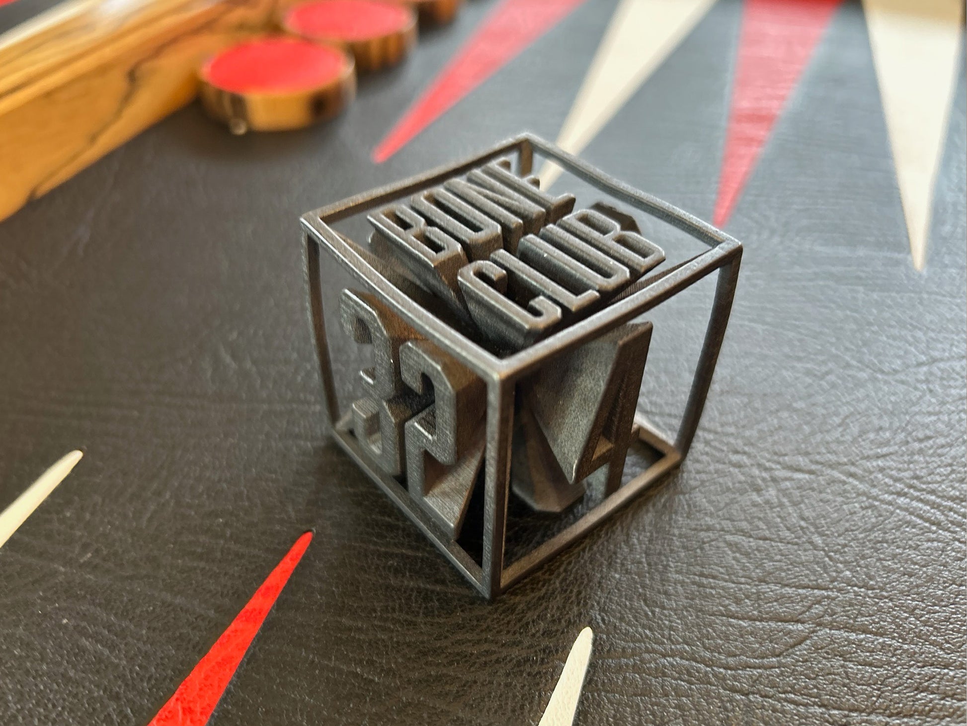 Wonder Pale Moon Ebony Bone Club Backgammon Board Doubling Cube
